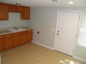 21142 Ontaga St in Farmington Hills, MI - Building Photo - Building Photo