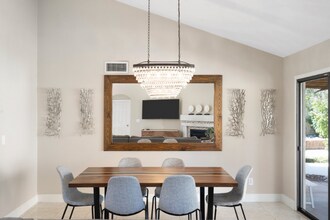 16023 N 58th Way in Scottsdale, AZ - Building Photo - Building Photo