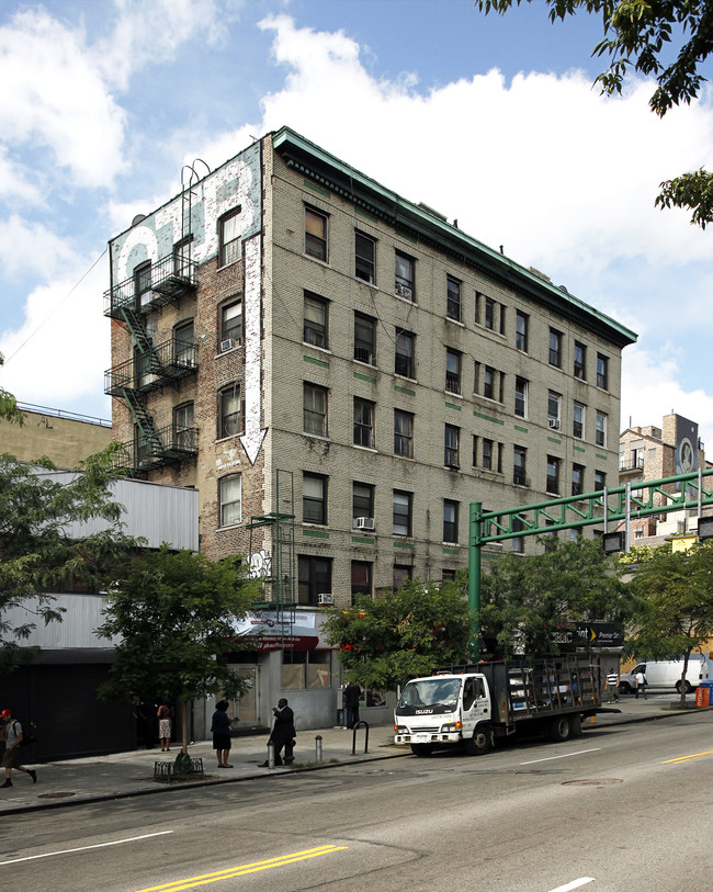 101-105 Delancey St in New York, NY - Foto de edificio - Building Photo