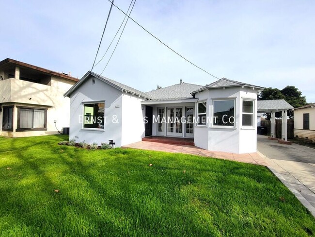 property at 17308 Ardmore Ave