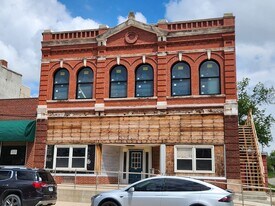 113 E Main St in Panora, IA - Building Photo