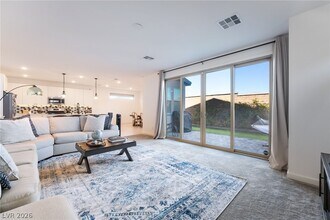 720 Emerson Creek Ct in North Las Vegas, NV - Building Photo - Building Photo