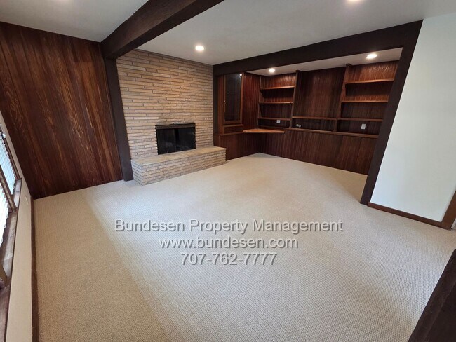 628 Canyon Rd in Novato, CA - Building Photo - Building Photo