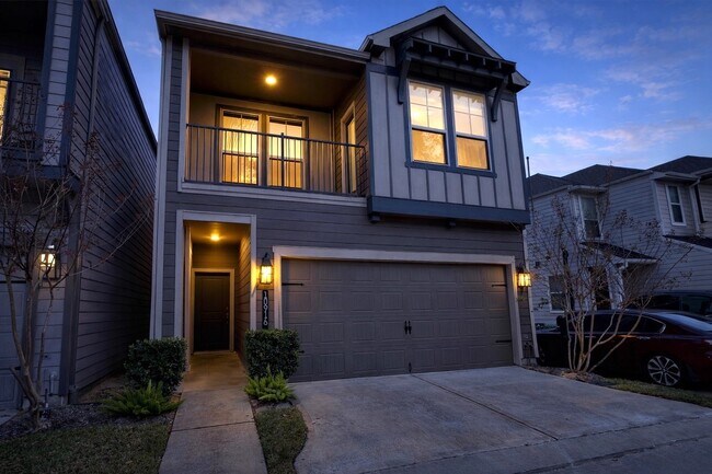 property at 10916 Cannes Memorial Dr