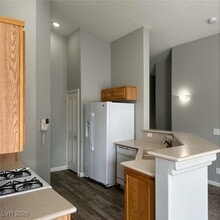 5514 Big Red Ct in Las Vegas, NV - Building Photo - Building Photo