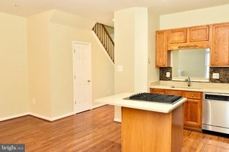 7232 Calm Sunset in Columbia, MD - Building Photo - Building Photo