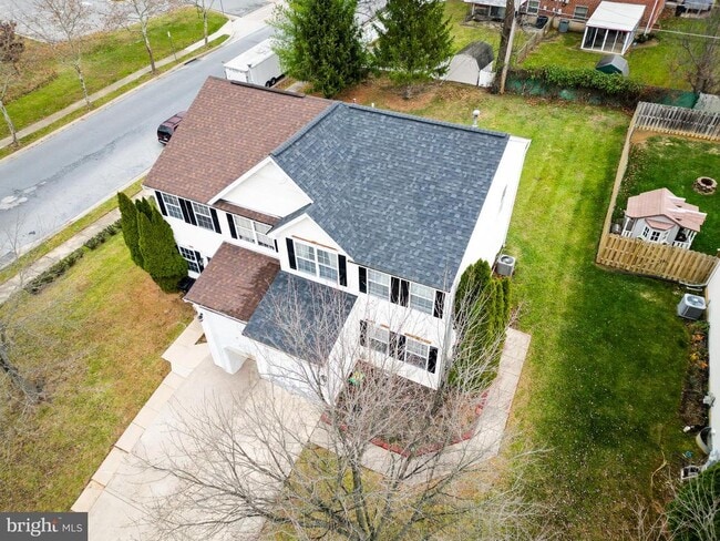 property at 5636 Gwynndale Ave