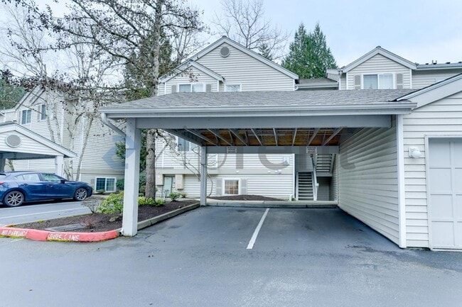 1674 118th Ave SE in Bellevue, WA - Building Photo - Building Photo