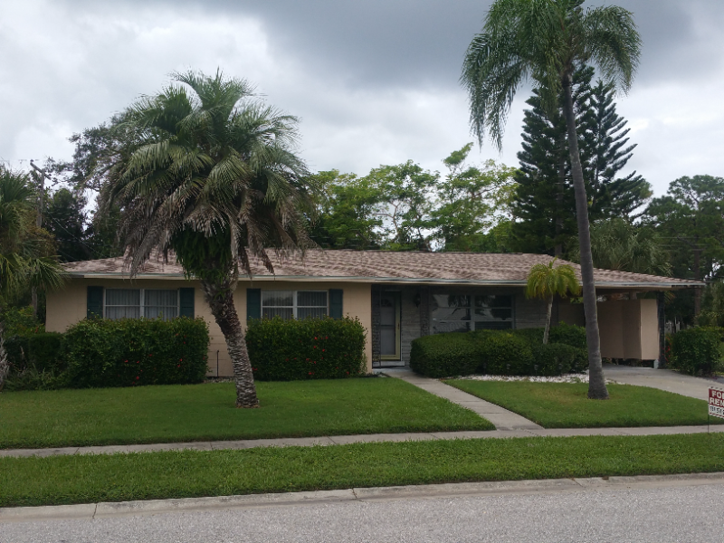 6808 Anchor Way in Sarasota, FL - Building Photo