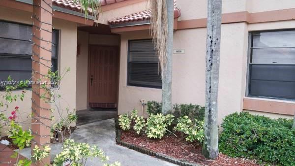 6178 NW 170th Terrace in Hialeah, FL - Building Photo - Building Photo