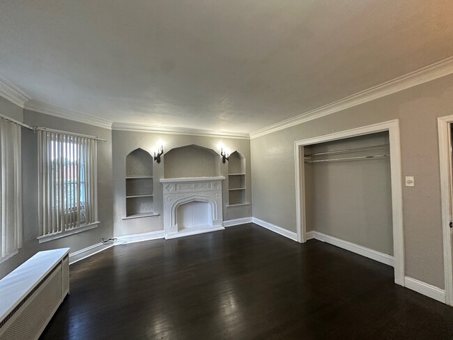 9151 S Ada St, Unit 2N in Chicago, IL - Foto de edificio - Building Photo