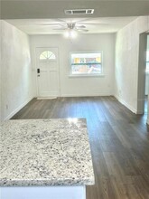 1539 Roselawn St SW in Winter Haven, FL - Foto de edificio - Building Photo