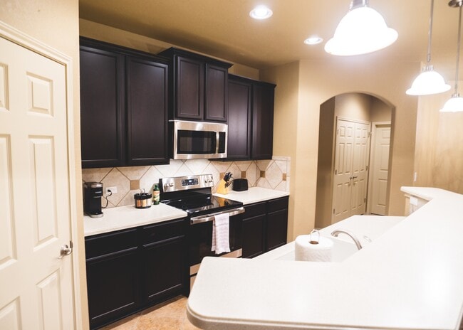 6314 Golden Valley Dr in San Antonio, TX - Building Photo - Building Photo