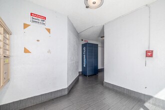 Electro Apartments - WSP 833 Berendo LLC in Los Angeles, CA - Building Photo - Lobby