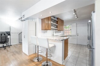 680 Tennis Club Dr in Fort Lauderdale, FL - Building Photo - Building Photo