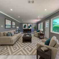 457 Seaward Rd in Newport Beach, CA - Building Photo