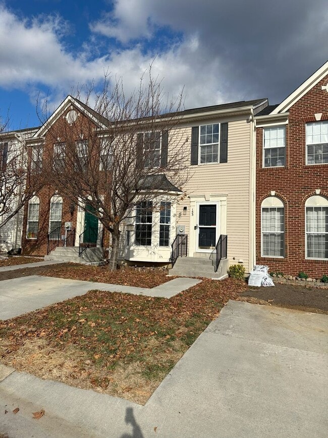 property at 153 Oxbow Dr