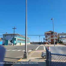 25 Fremont Ave in Seaside Heights, NJ - Building Photo - Building Photo