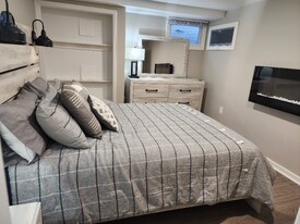 6105 Slater St in Mission, KS - Building Photo