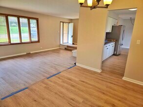1223 Westhaven Dr in Wheaton, IL - Building Photo - Building Photo