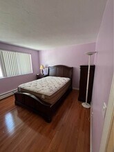 383 Huse Rd, Unit #40 in Manchester, NH - Foto de edificio - Building Photo