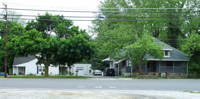 128 S Main St in Glassboro, NJ - Building Photo - Building Photo