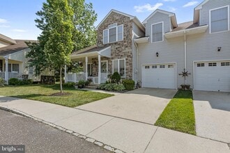 10 Wilson Way in Delanco, NJ - Building Photo - Building Photo