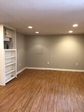 2819 White Oak Dr in Nashville, TN - Building Photo - Building Photo