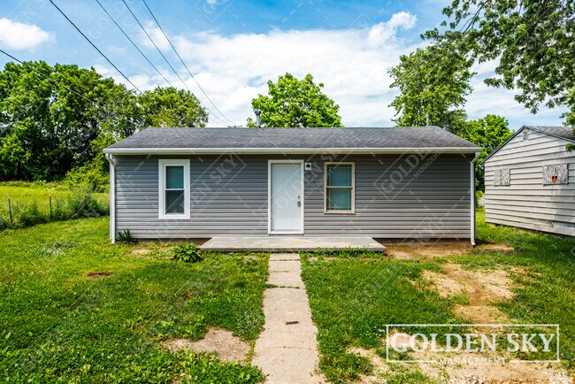 property at 1400 E 24th St
