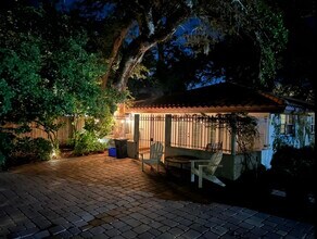 694 16th St in St. Augustine, FL - Building Photo - Building Photo