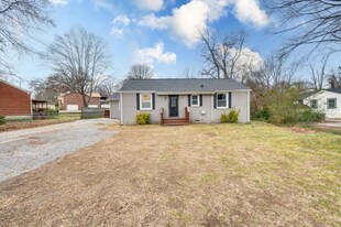 5023 Packard Dr in Nashville, TN - Building Photo