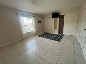12760 Indian Rocks Rd, Unit 506 in Largo, FL - Foto de edificio - Building Photo