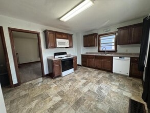 1315 N 21st St in Superior, WI - Building Photo - Building Photo