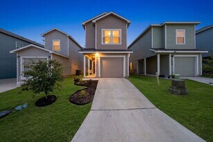 7634 Chancery Gate in San Antonio, TX - Building Photo