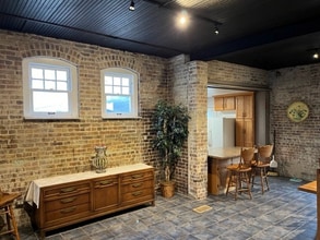 415 N Gilbert St in Danville, IL - Building Photo - Building Photo