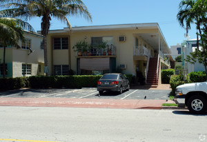 The Flats at Euclid in Miami Beach, FL - Building Photo - Building Photo