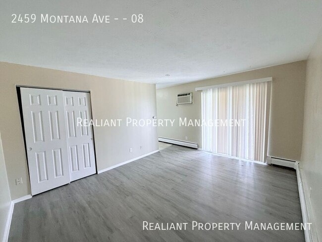 2459 Montana Ave in Cincinnati, OH - Building Photo - Building Photo