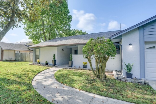 4702 S St Brides Cir in Orlando, FL - Building Photo - Building Photo
