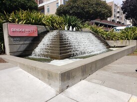 6400 Christie Ave, Unit 2119 in Emeryville, CA - Building Photo