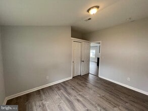 1013 Anchor Way in Forked River, NJ - Building Photo - Building Photo