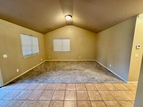 1355 Oakland Ave in Fayetteville, AR - Building Photo - Building Photo