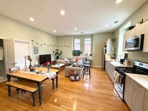 409 Dudley St in Boston, MA - Building Photo - Building Photo