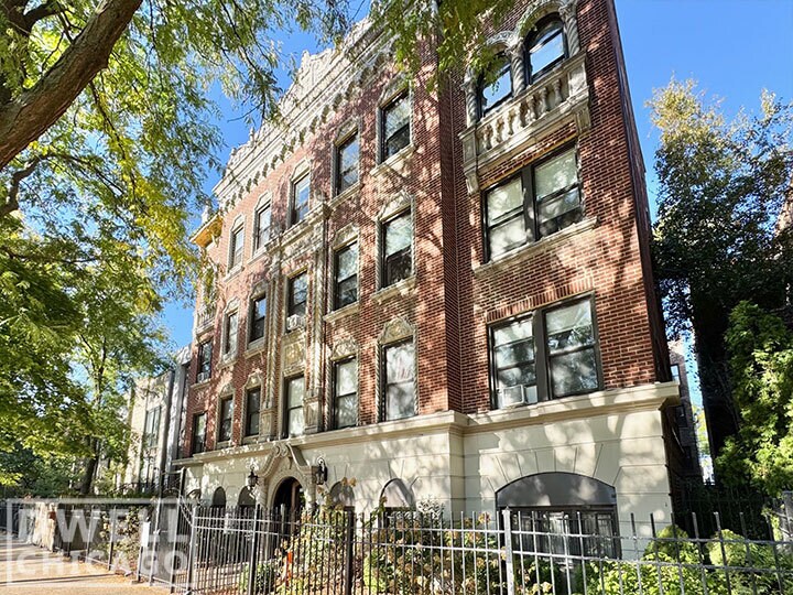 1700 N Humboldt Blvd, Unit S in Chicago, IL - Foto de edificio