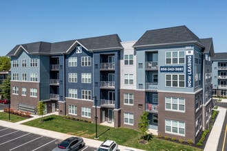 THE NEIL in Mount Laurel, NJ - Foto de edificio - Building Photo