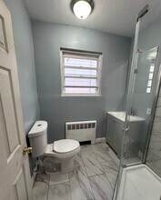 6642 Lebanon Ave, Unit Floor 2 in Philadelphia, PA - Building Photo - Building Photo