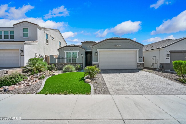 property at 2111 E Questa Dr