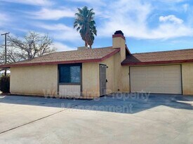 940 W Graaf Ave in Ridgecrest, CA - Building Photo
