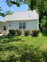 3110 S Pershing Dr in Muncie, IN - Building Photo