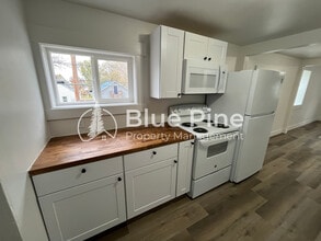 1288 Lake Ave in Idaho Falls, ID - Building Photo - Building Photo