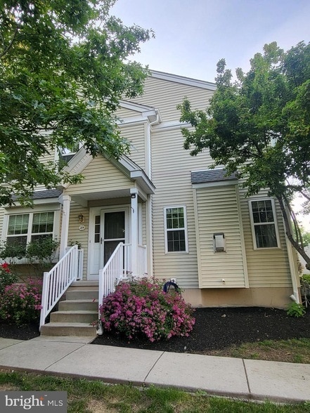 property at 284 Flagstone Rd